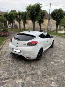 Renault MEGANE III GT